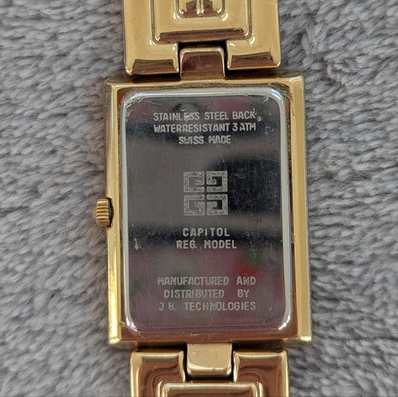 Givenchy gold tone watch - Picture 6 of 13